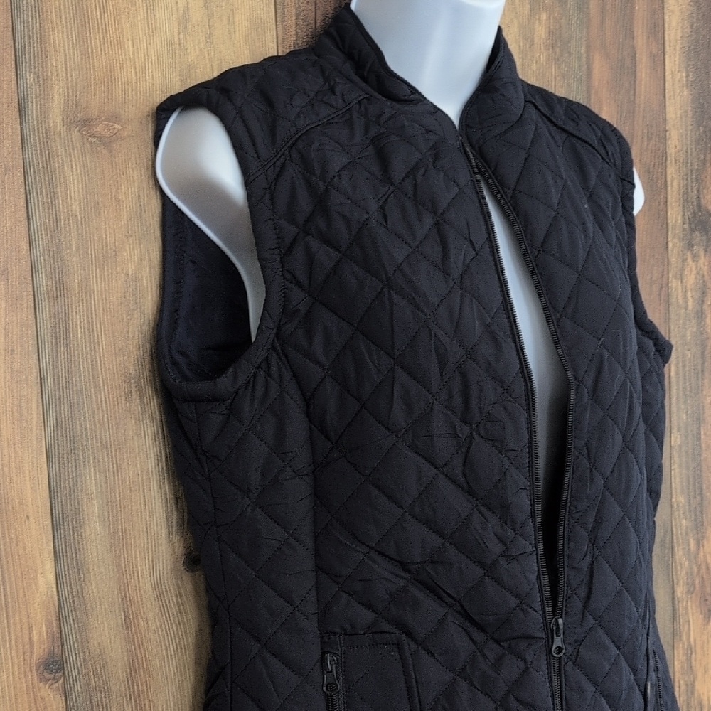 NWT Serra Women's Navy Blue Quilted Vest M          -210JH